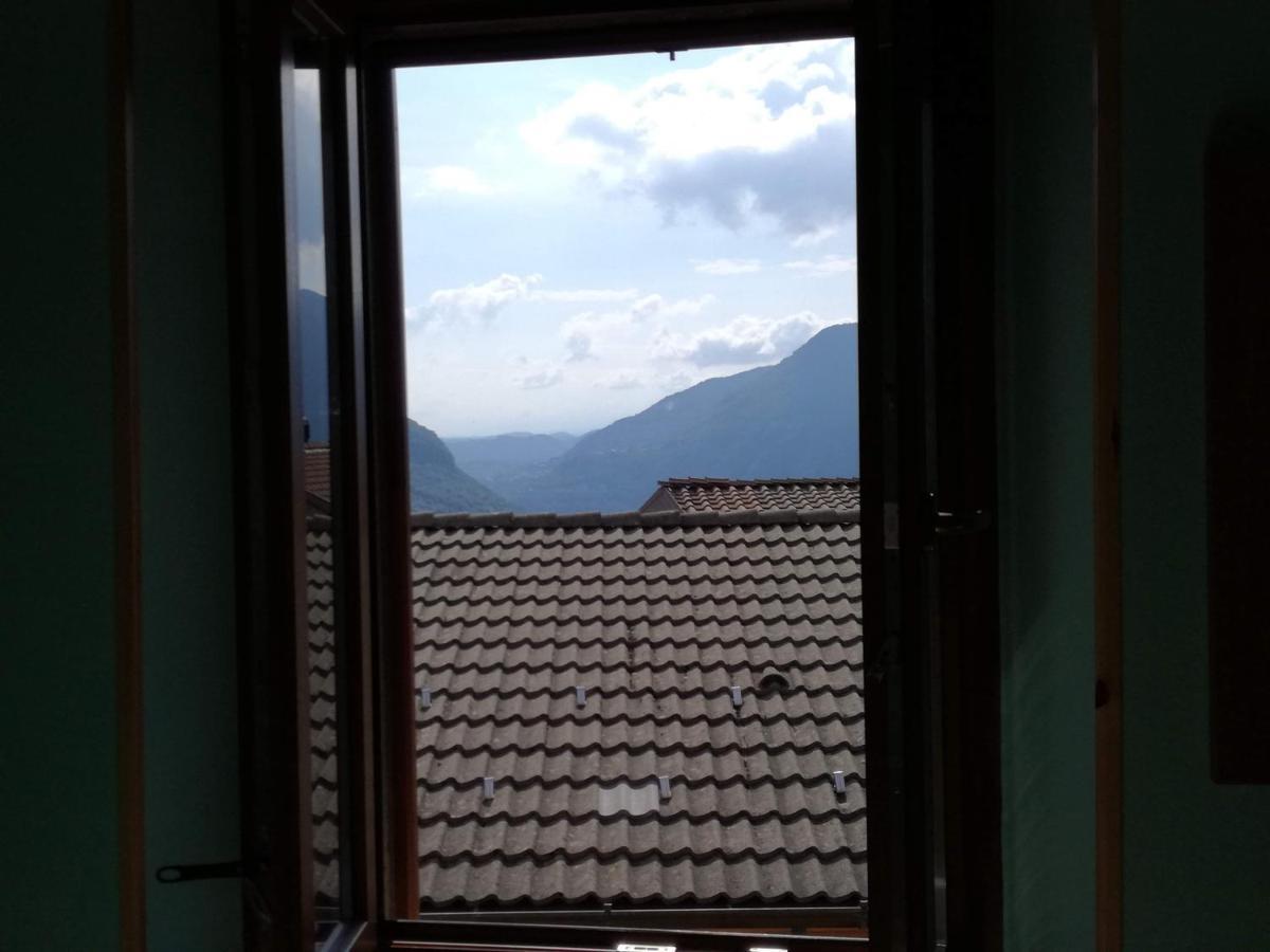 Casa Tarcisio Bed & Breakfast Faggeto Lario Екстериор снимка